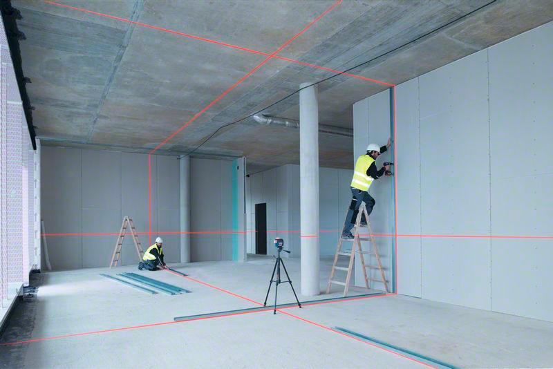 Linienlaser GLL 3-80 C, mit 4 x 1,5-V-LR6-(AA)-Batterien, Akku-Adapter